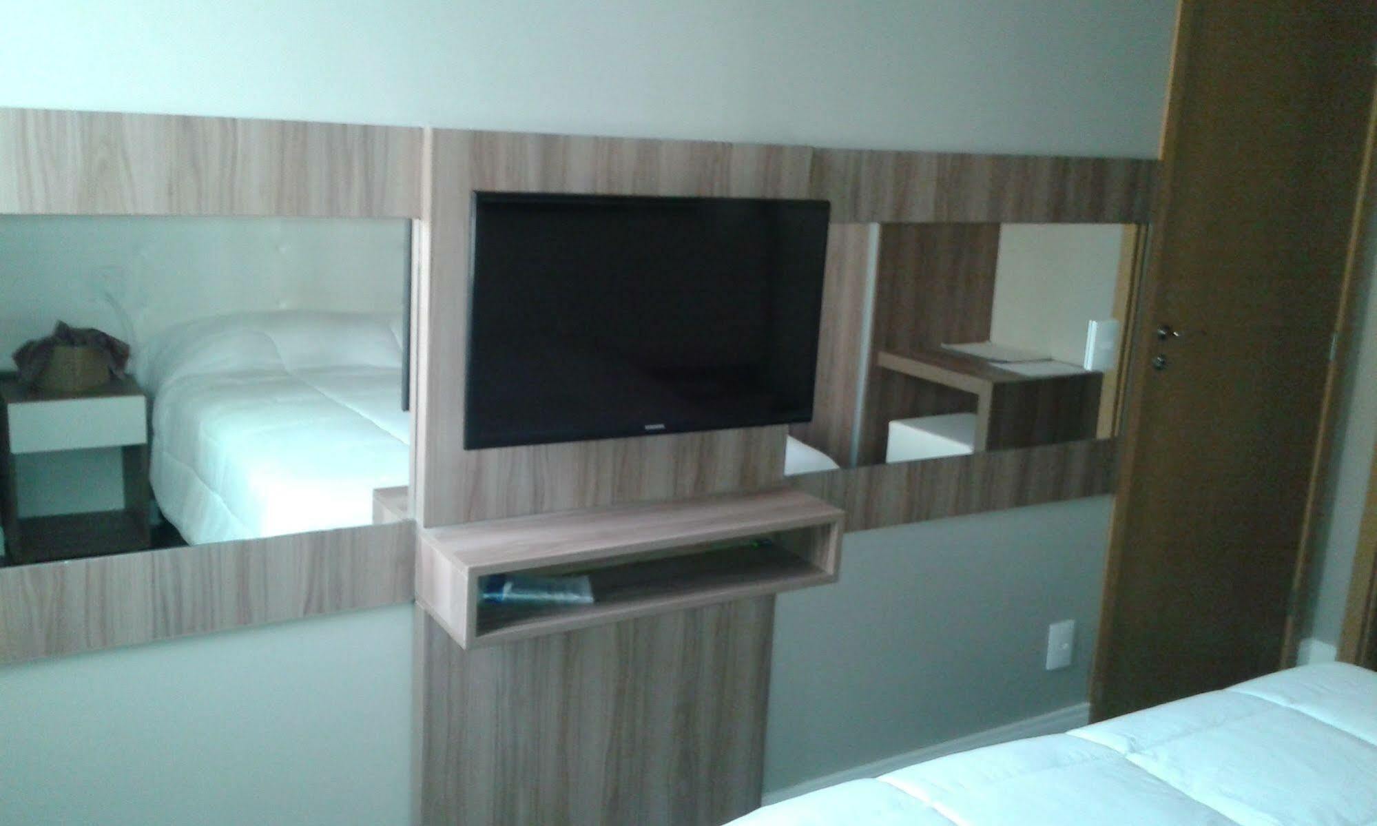 Ville Celestine Condo Hotel E Eventos Бело Оризонти Екстериор снимка